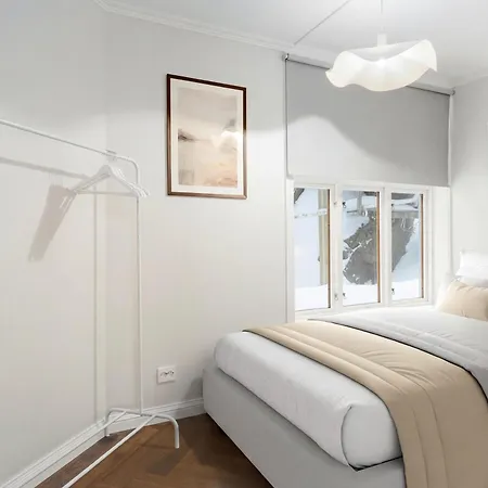 Classic And Stylish Centrally Located In Apartamento